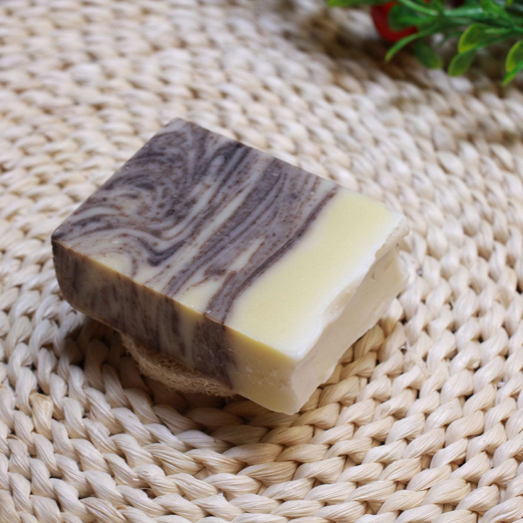 Handmade Lavender & Honey Cold Process Soap for Face Cleaning Hydrating Anti-inflamation Organic Fragrance Free