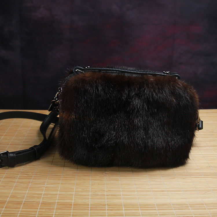 Handmade Luxury Fur Handbag for Women Mink 4.7’’ * 7.9’’ * 4.7’'