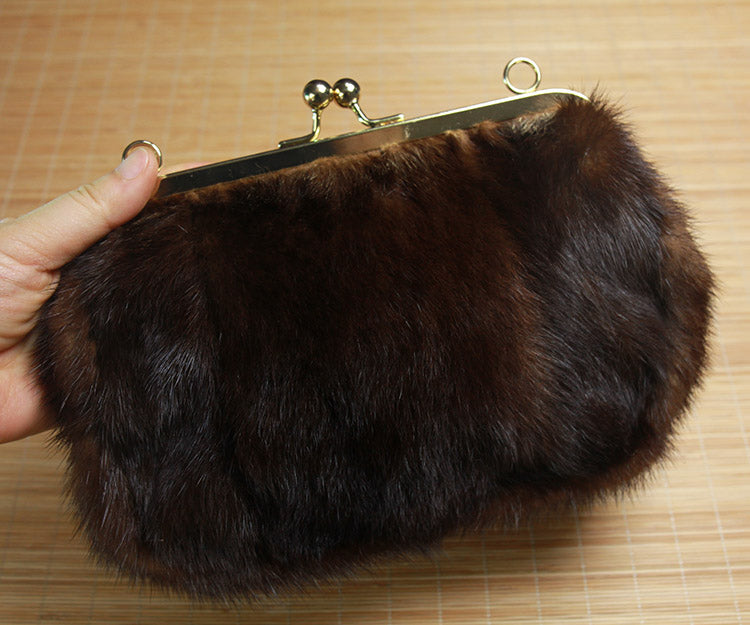 Handmade Luxury Fur Handbag for Women Mink Fur 7.9’’ * 5.1’’ * 3.1’